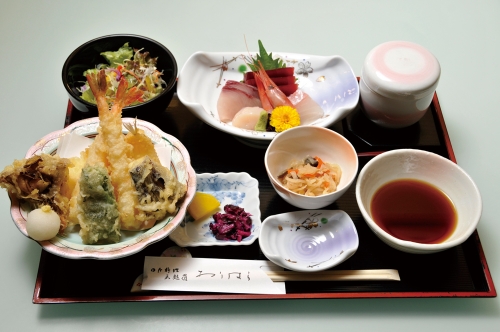 日本料理 天麩羅 ありはらの様子